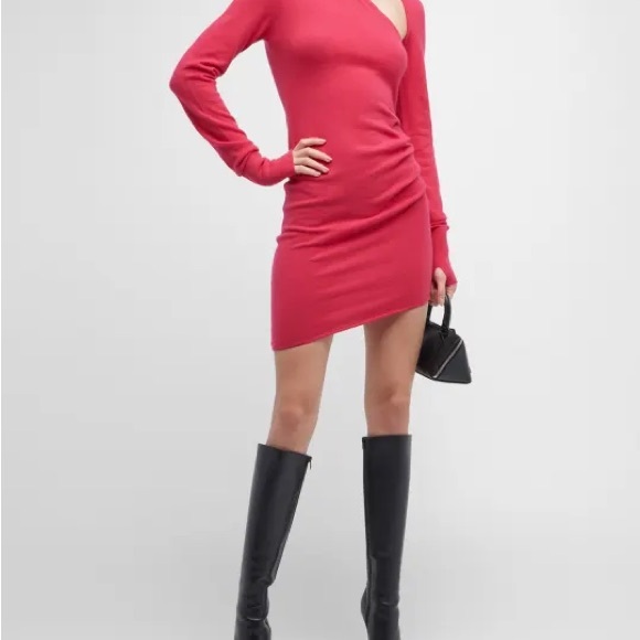 Gauge81 Red Asymmetrical Cashmere Bodycon Dress for Night Out Gauge81 Red Asymmetrical Cashmere Bodycon Dress for Night Out